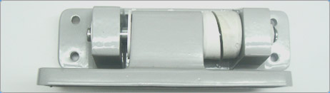 Bisagra con rampa elevadora F-001 (Derecha).